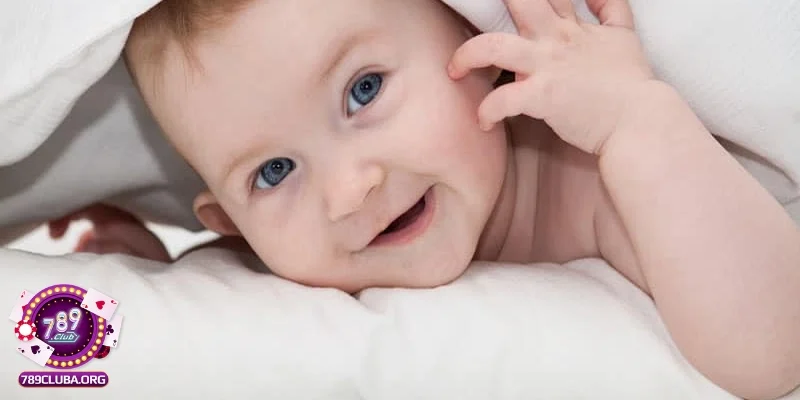 Nắm rõ ngủ mơ thấy bé gái đánh con gì ăn đậm khi chơi lô đề